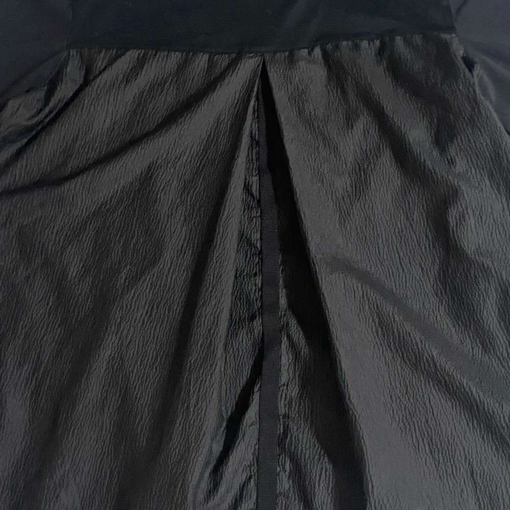 NWOT Unique Nike top - Picture 7 of 9